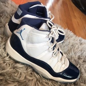 Navy Blue Air Retro 11 Jordan’s